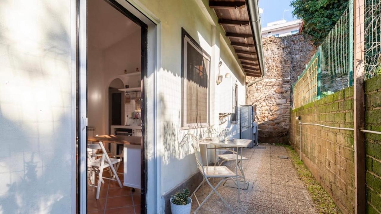 Casa vacanze Independent House With Private Patio In